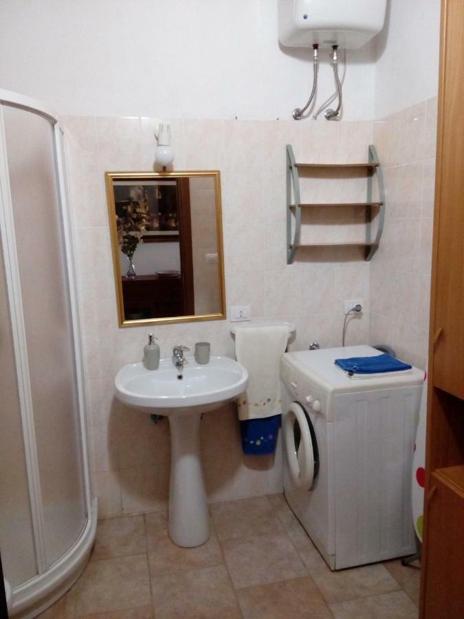 Apartamento Residenza Agrituristica Santa Lucia Con Piscina *